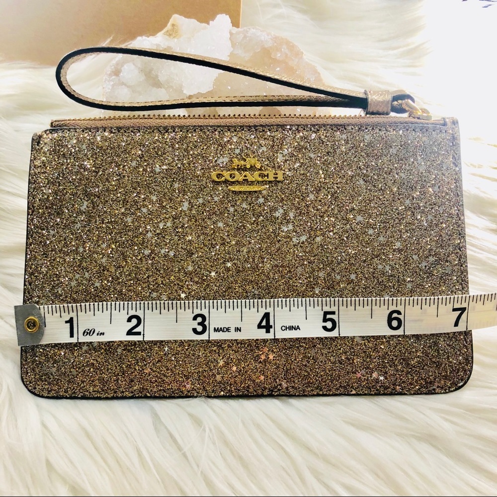 🆕Coach | Wristlet Bag - Picture 4 of 7